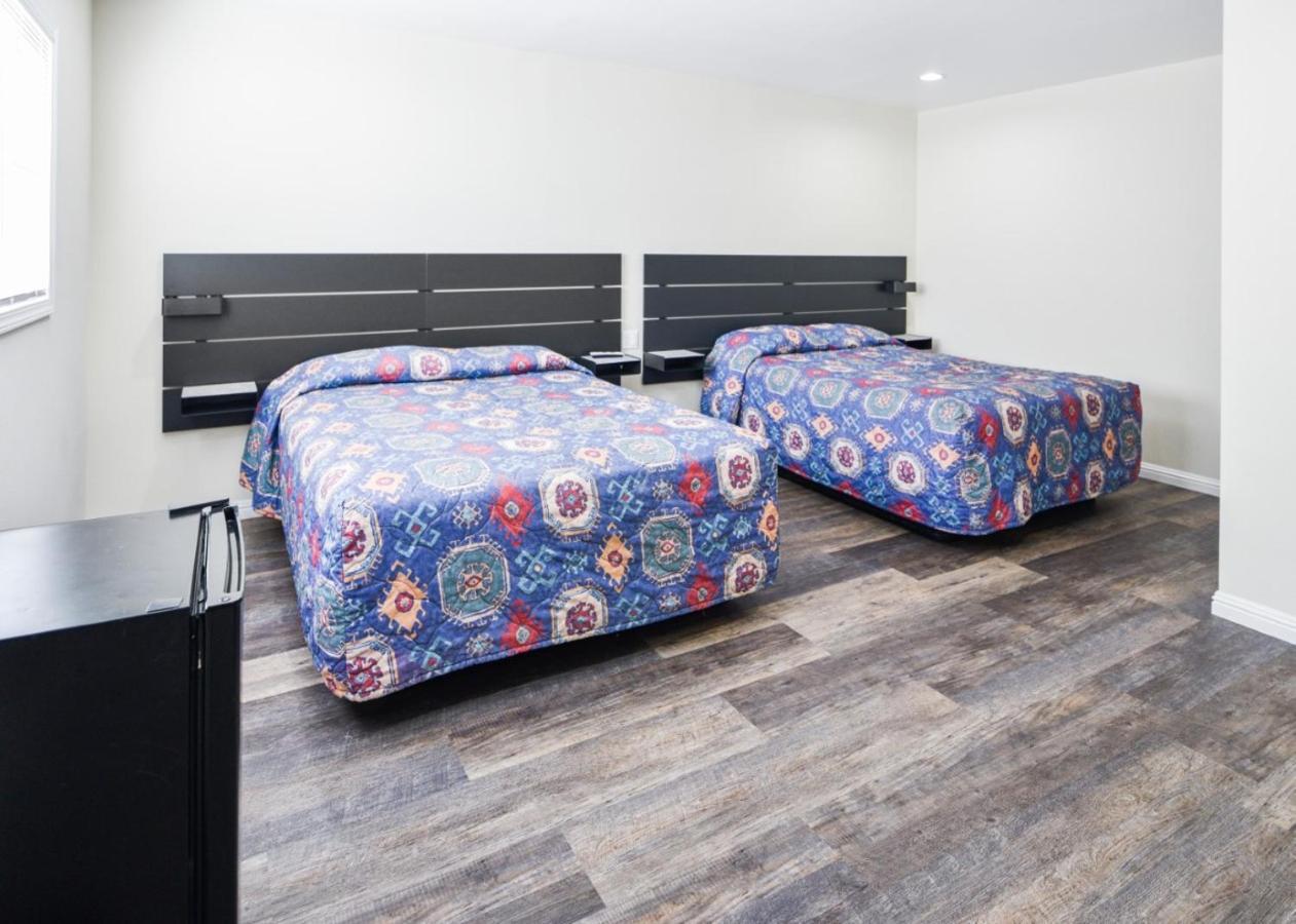Holly Park Motel Near Lax Lennox Экстерьер фото